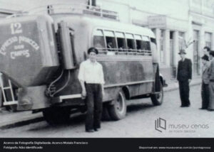 Modelo de Ônibus