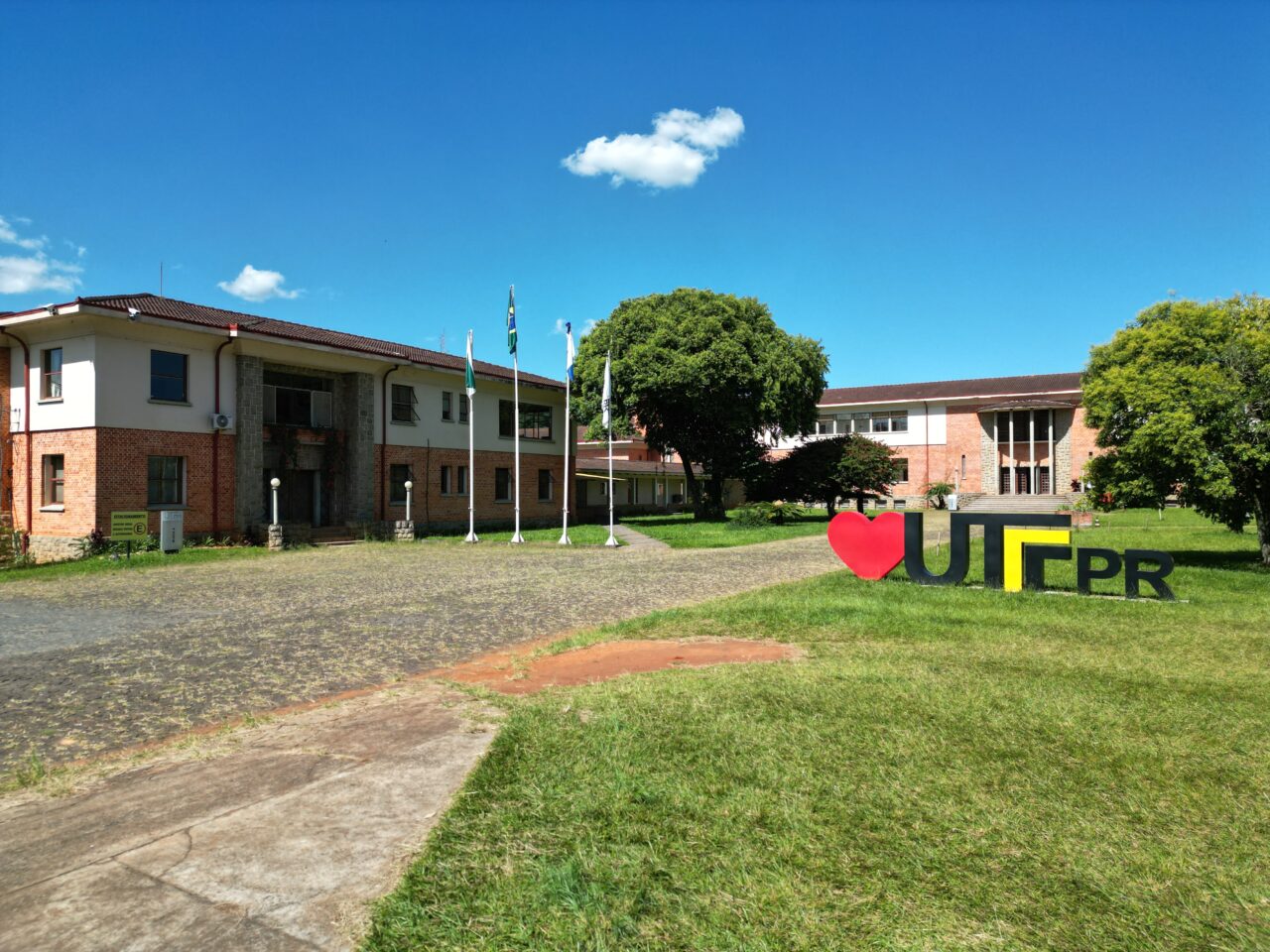 Provas do Vestibular da UTFPR serão neste domingo (19)