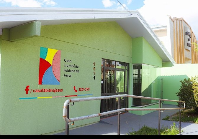 Casa Transitória Fabiana de Jesus realiza bazar em PG