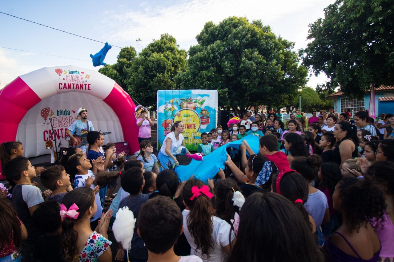 Banda Casa Cantante inicia nova turnê no Paraná