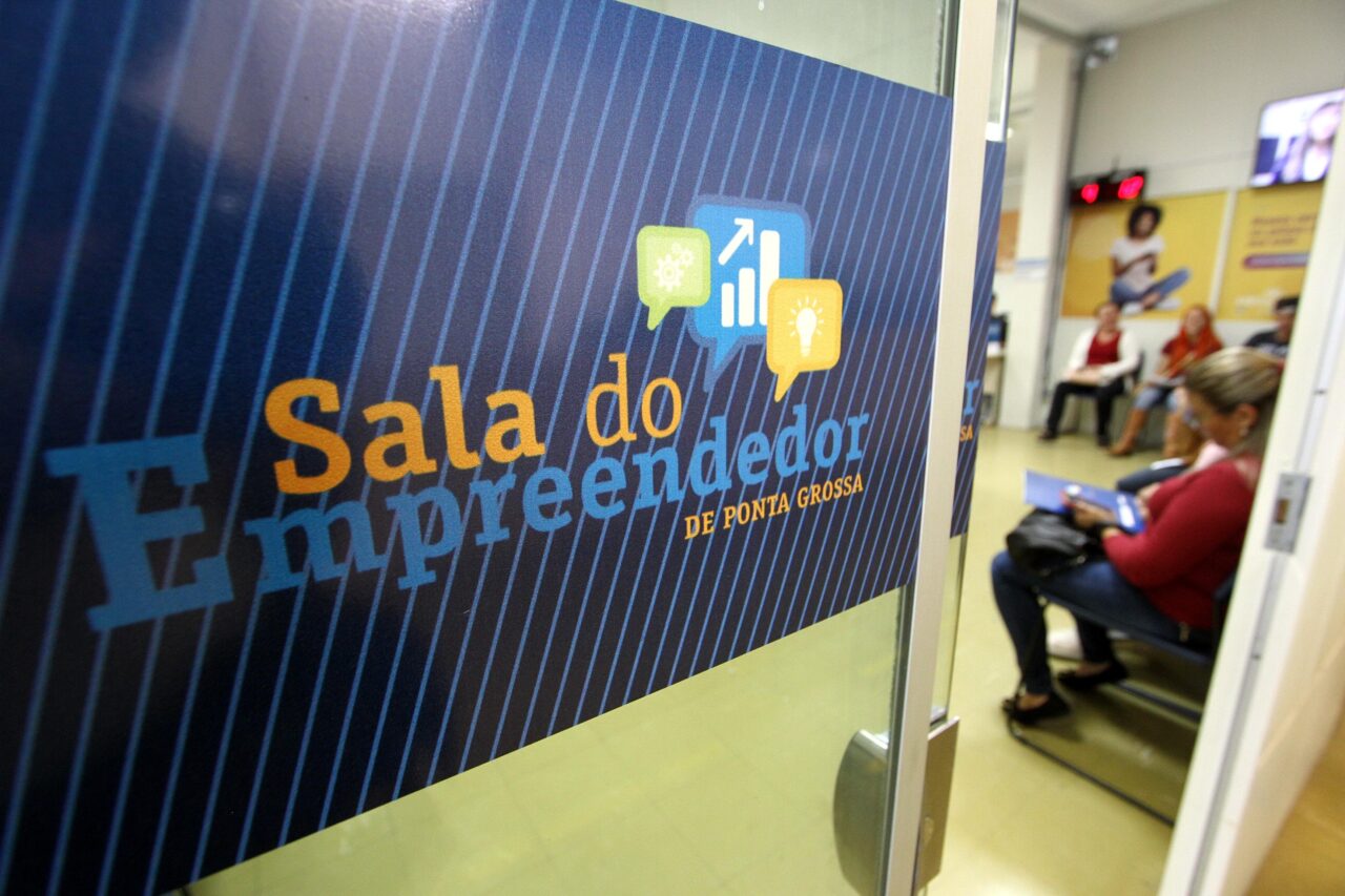 Sala do Empreendedor PG alerta MEIs sobre cobranças falsas enviadas