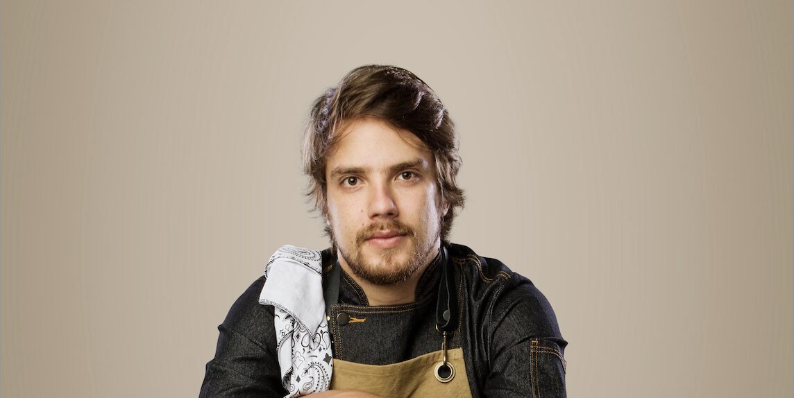 Vitor Bourguignon, ganhador do MasterChef, faz palestra em Ponta Grossa no encerramento do Fórum de Gastronomia