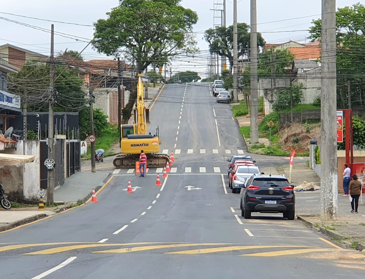 Prefeitura bloqueia Rua Afonso Celso para ampliação de galeria pluvial em Uvaranas