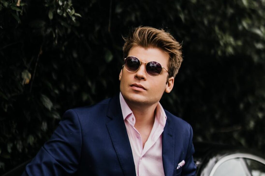 Nesta quinta, Matheus Lewandowski conta como transformou sua paixão por apostas em sucesso no Pontagrossauros Podcast