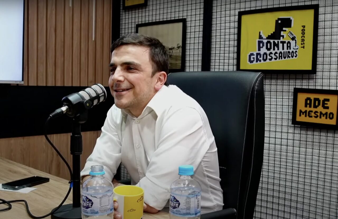 Pontagrossauros recebe Aliel Machado nesta terça para discutir as polêmicas do Pix, governo Lula e posse de Trump