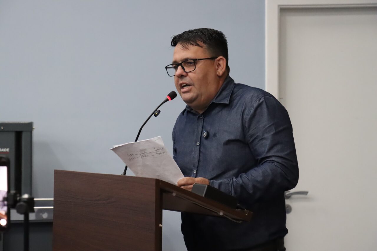 Professor Careca defende criação de CEI para investigar contrato entre Prefeitura e PGA