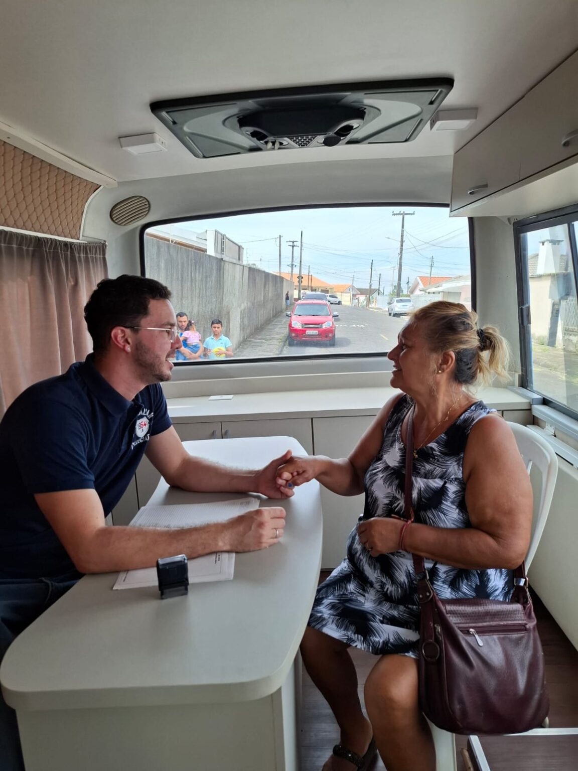 Ônibus do Dr. Erick retoma atendimentos gratuitos em Ponta Grossa