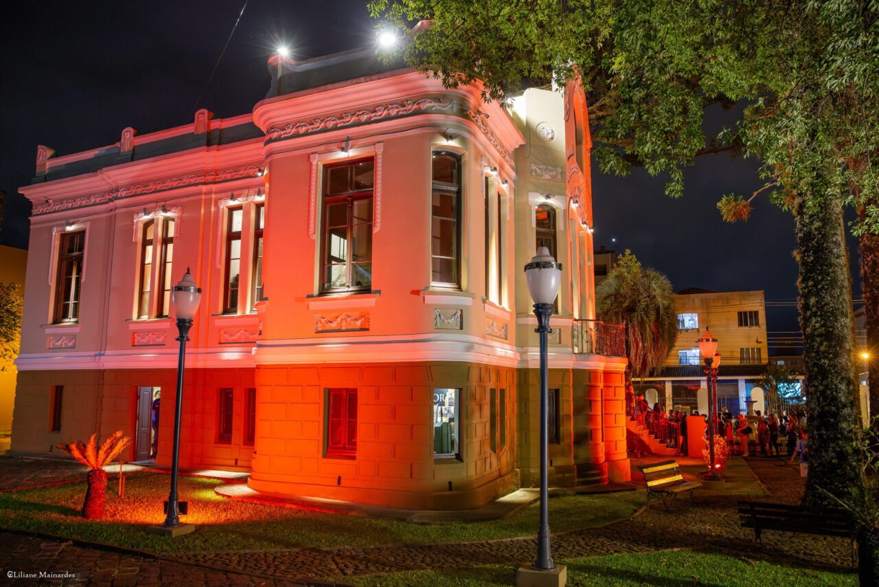 Museu Aristides Spósito recebe nova edição do evento noturno ‘Uma noite na Villa Hilda’