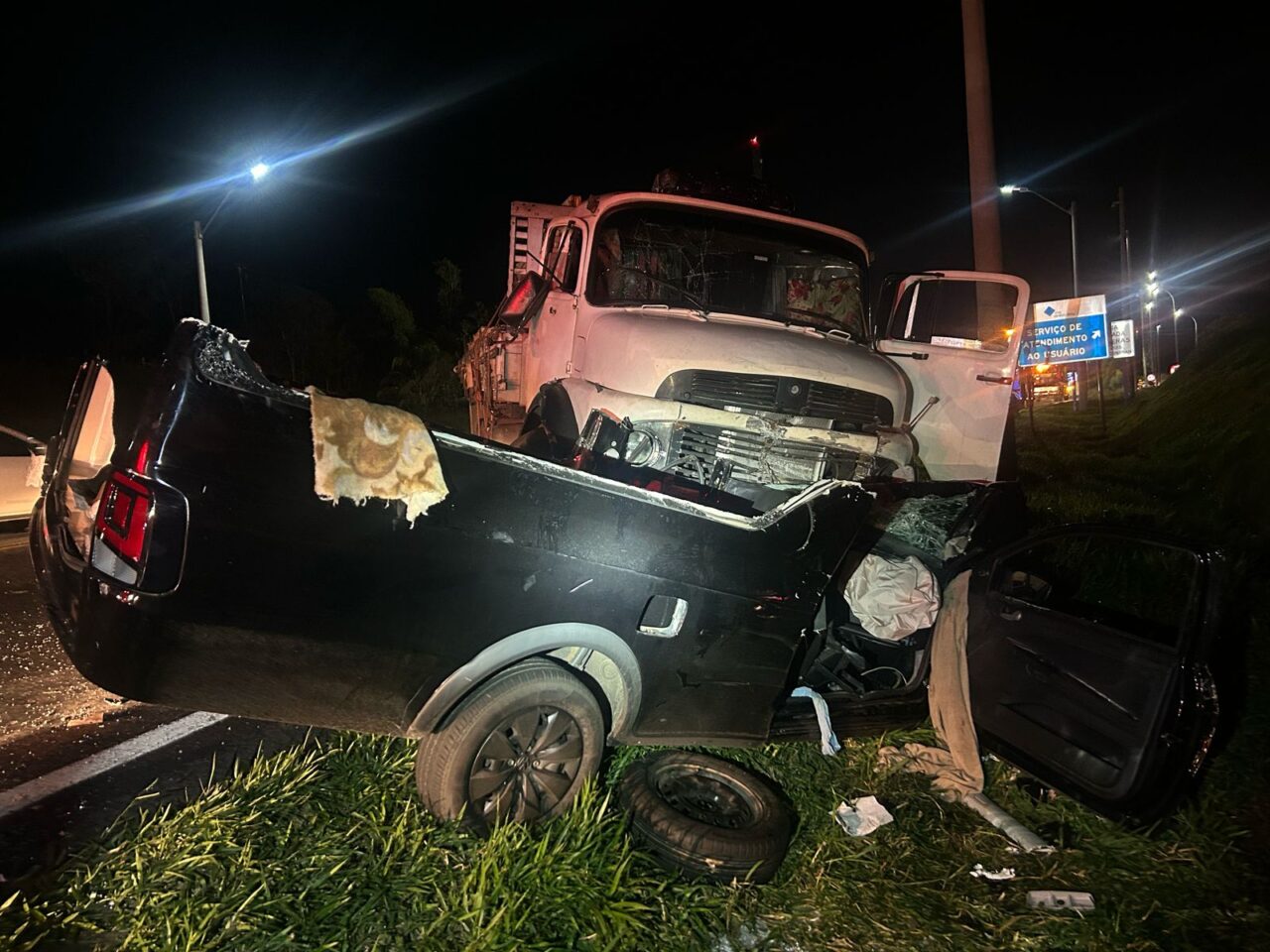 Motorista de carro funerário morre em colisão na BR-277 em Porto Amazonas