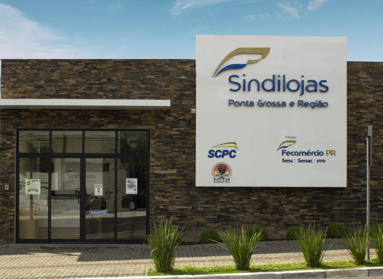 Comércio de rua poderá abrir em três domingos no 1º semestre, anuncia Sindilojas PG