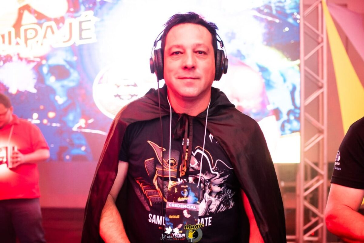 DJ Pajé é o convidado do episódio 76 do Pontagrossauros Podcast nesta terça-feira