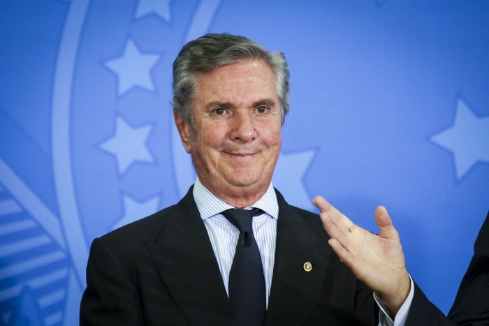 STF autoriza prisão domiciliar de Collor por motivos médicos