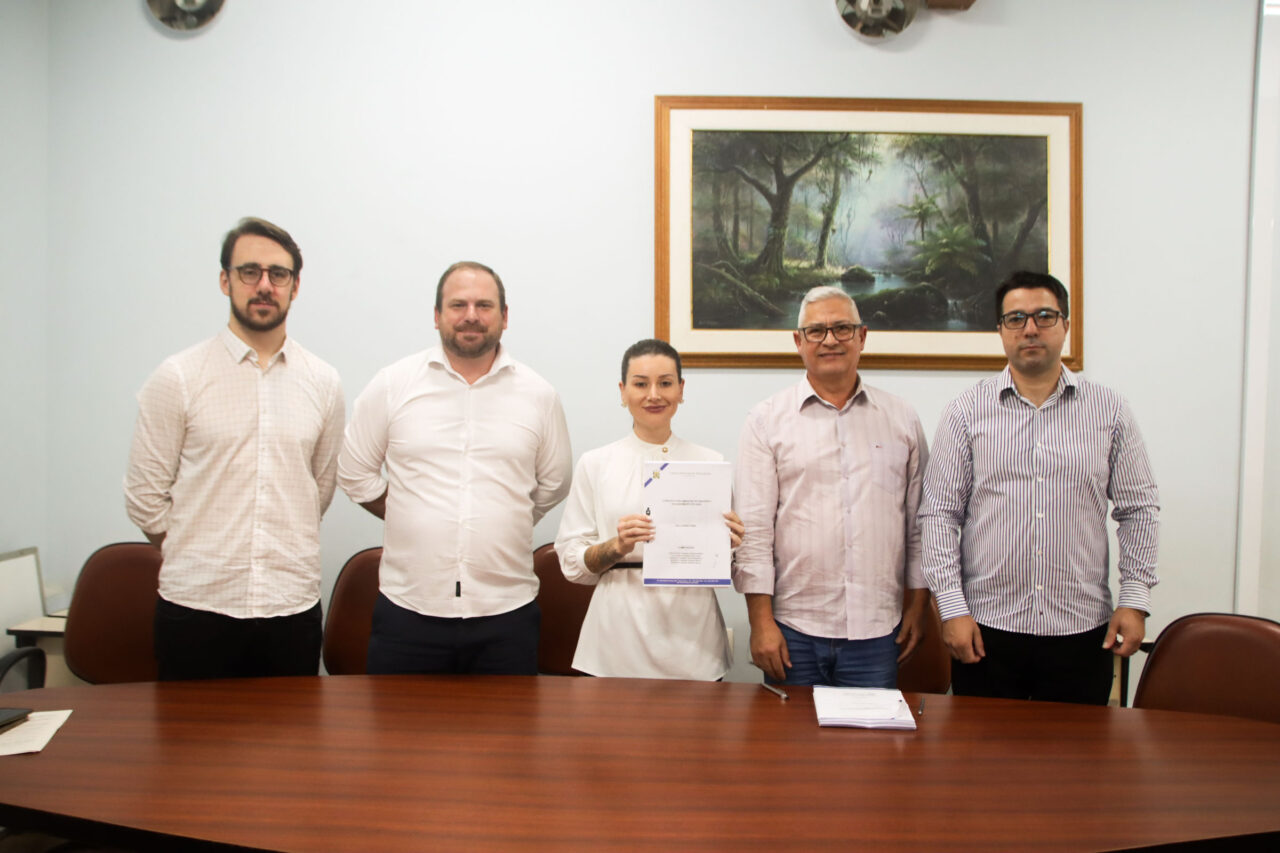 Relatório final da CPI pede multa de R$ 12,5 milhões contra a Sanepar por falhas em Ponta Grossa