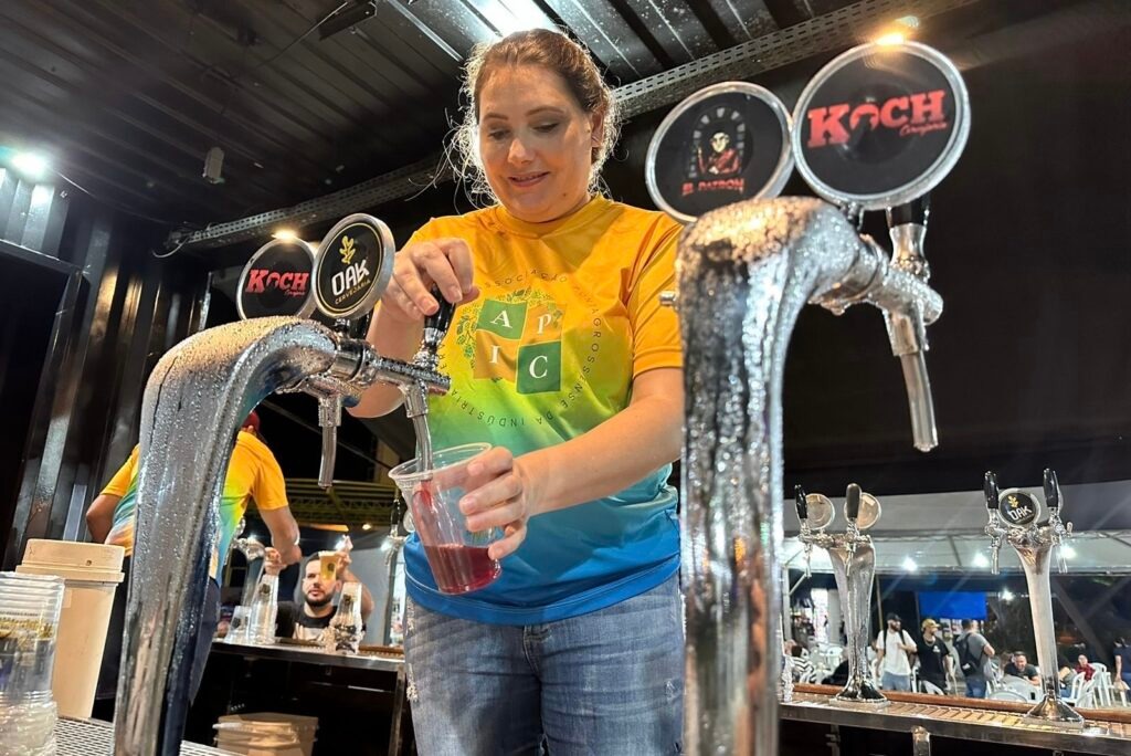 Ponta Grossa terá oficina de produção de cervejas artesanais para mulheres