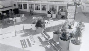 Pátio do Campus Central da UEPG (1980)