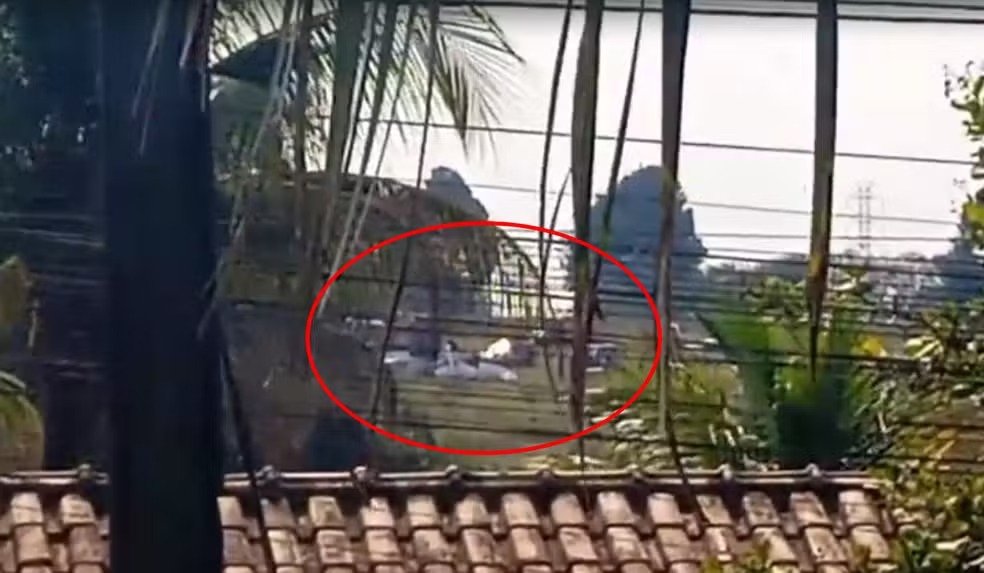 Avião cai no interior de São Paulo e duas pessoas morrem