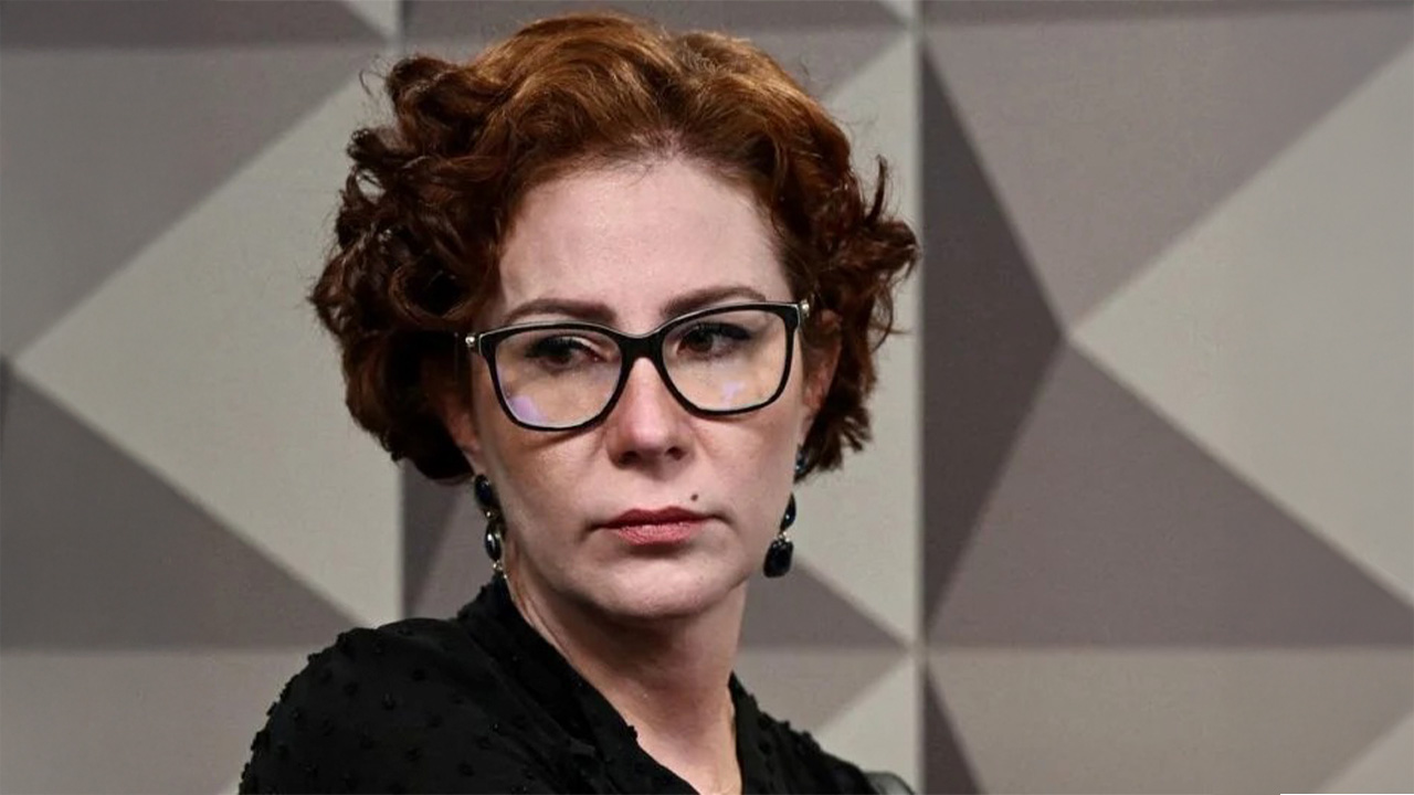 Carla Zambelli terá audiência na Itália sobre pedido de extradição