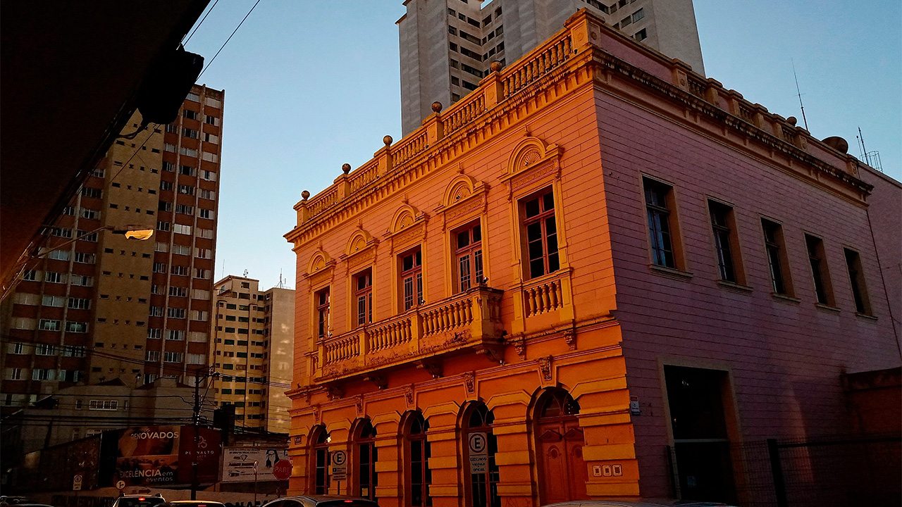 CinePG exibe Grease e Flashdance nesta semana