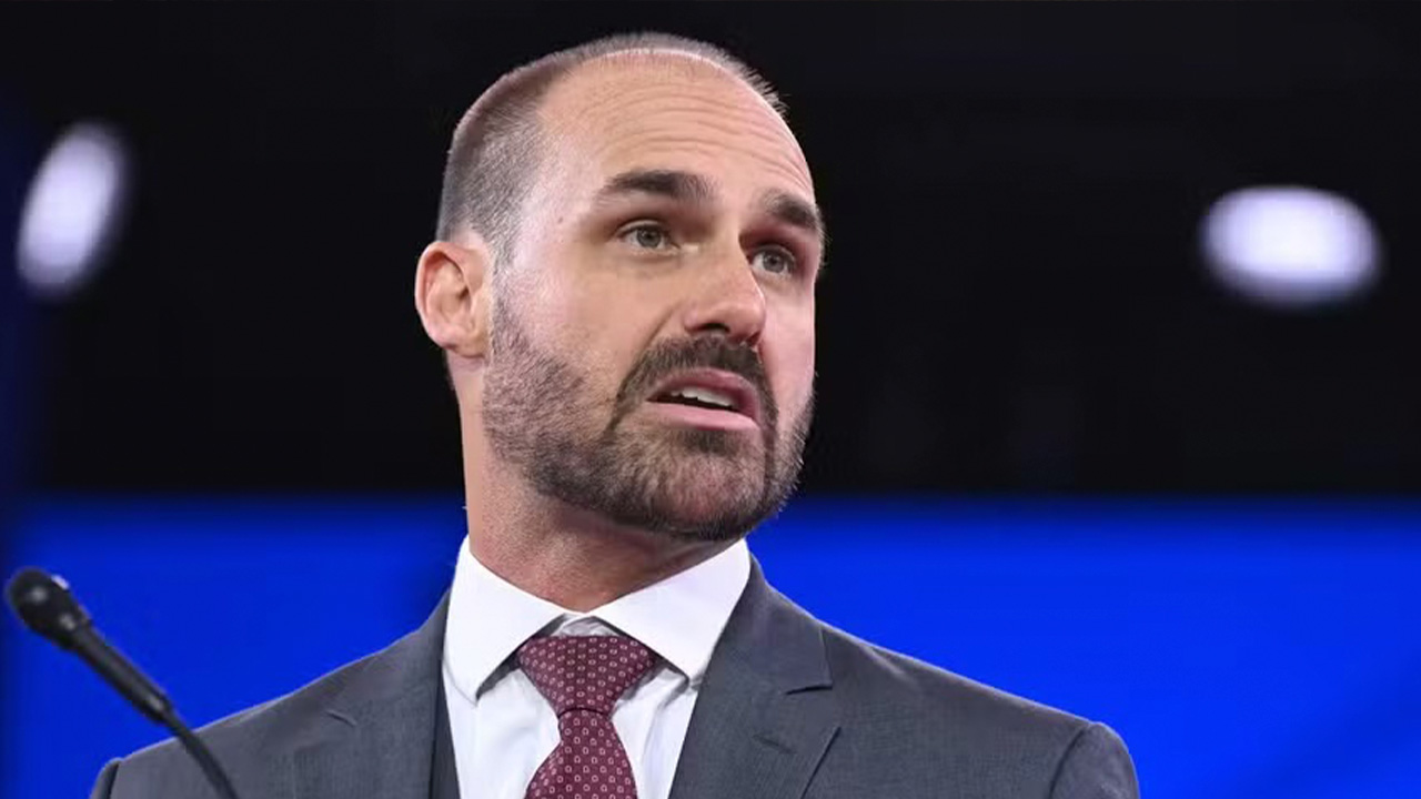 Presidente da Câmara pede cassação de Eduardo Bolsonaro ao Conselho de Ética