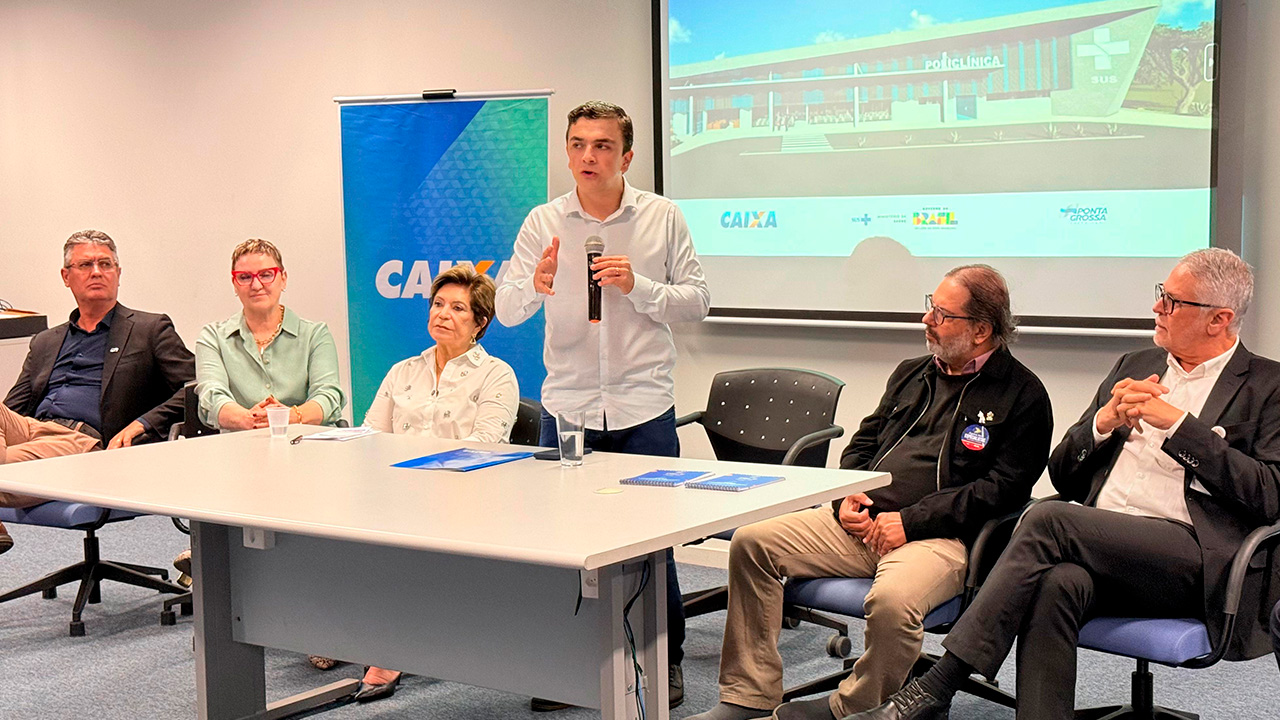 Aliel Machado e prefeita Elizabeth assinam convênio para obras da nova Policlínica de PG