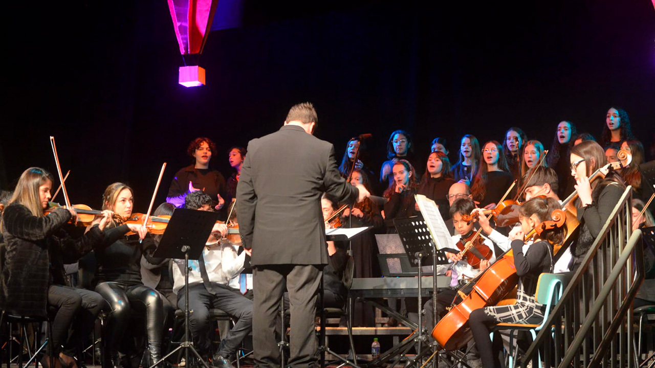 Orquestra de Cordas e Meninas Cantoras se apresentam na Catedral Sant’Ana
