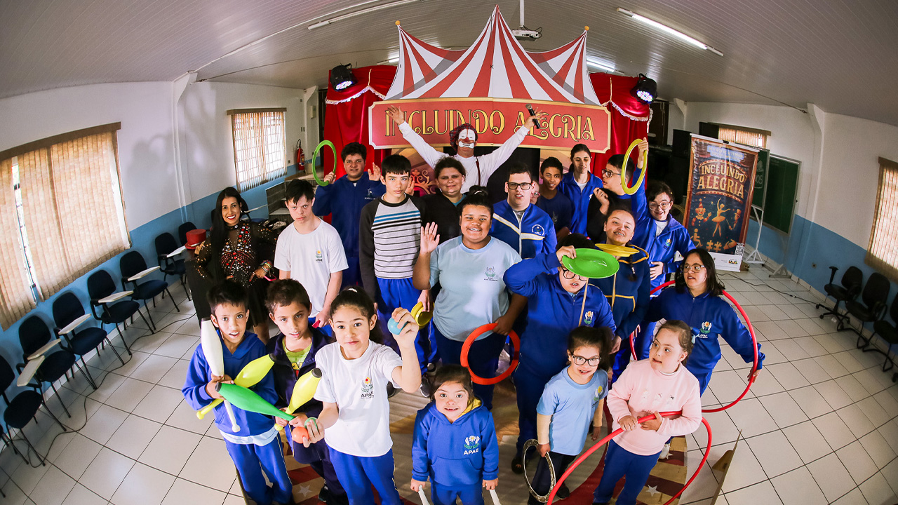 Projeto “Incluindo Alegria” encerra turnê por 11 cidades do Paraná