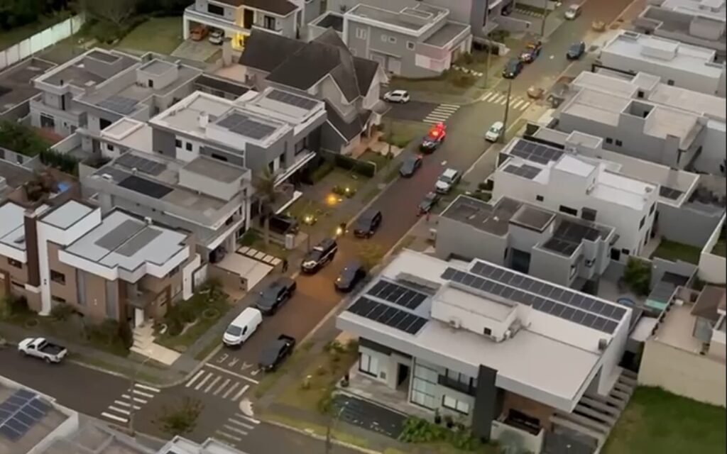 Polícia Civil prende 23 em operação contra grupo que enviava drogas pelos Correios em Ponta Grossa