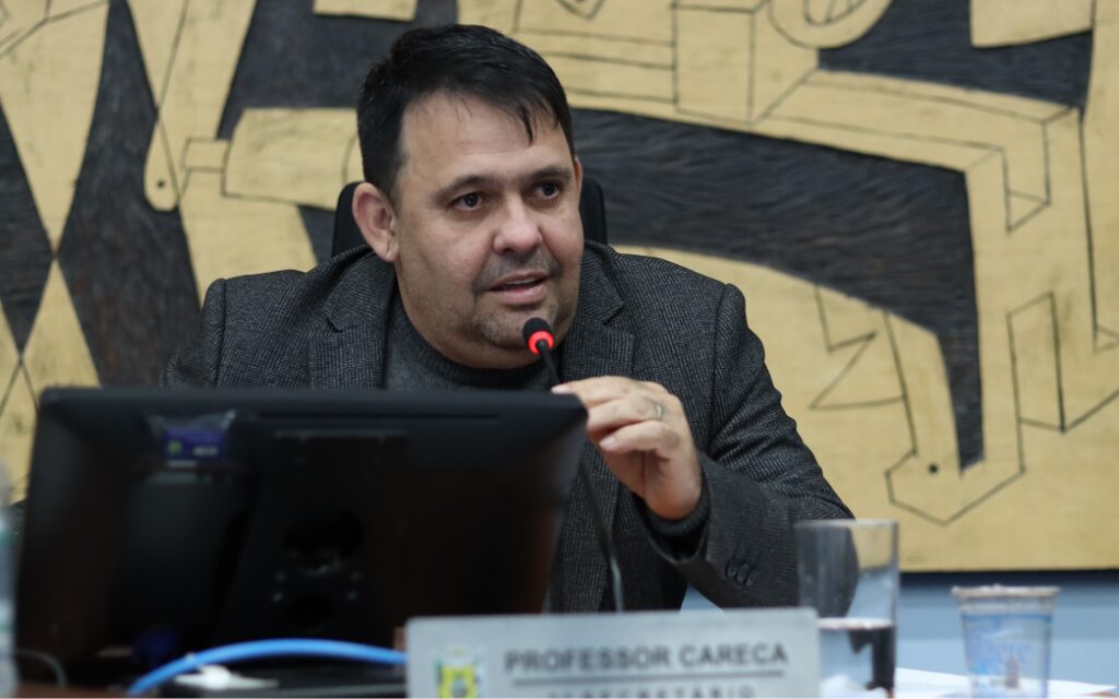 Vereador propõe contagem regressiva em semáforos com radares em Ponta Grossa