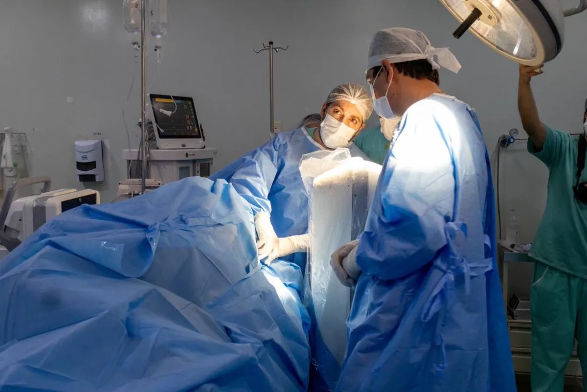 Hospital do Paraná usa polilaminina em jovem com lesão medular